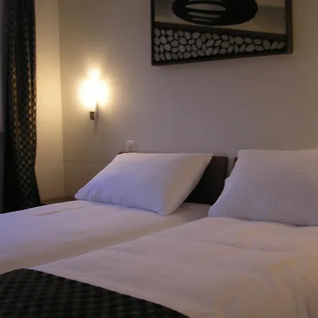 De La Lande Mini-hôtel 3*